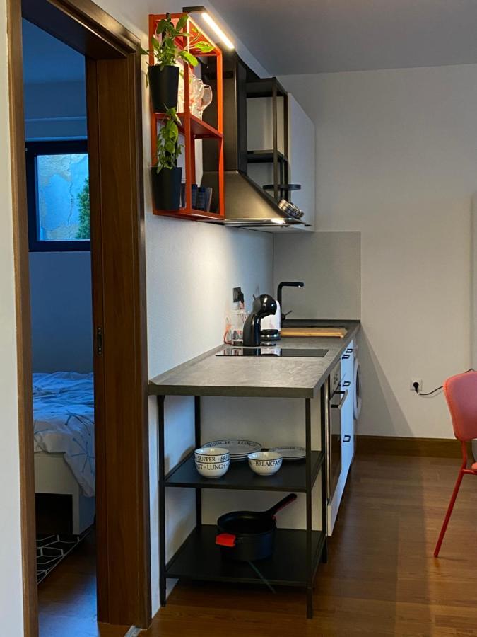Cozy Red Bulldog Place In Apart-Complex/Pool Varna Bagian luar foto